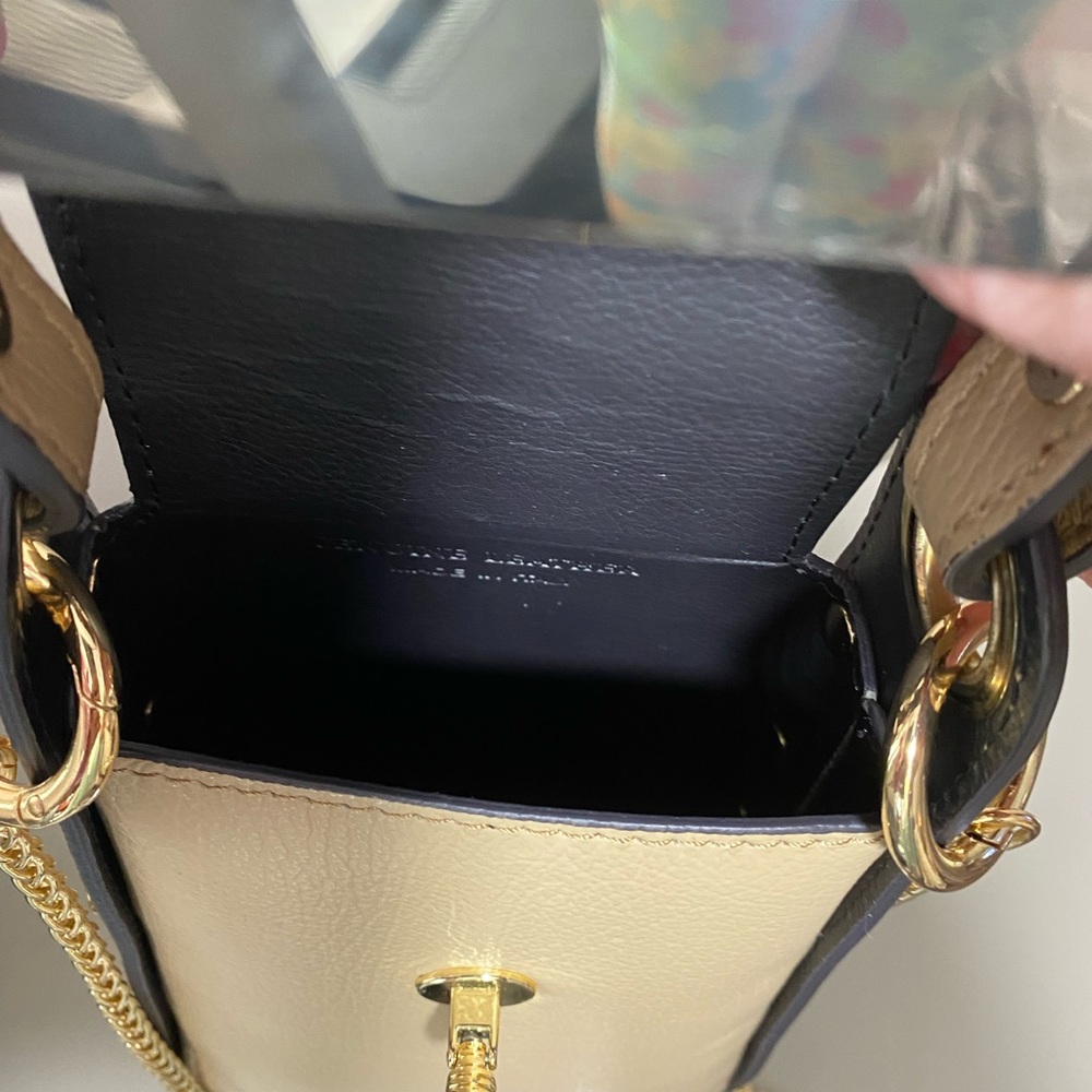 Super cute Gucci looking bag - Picture 4 of 5